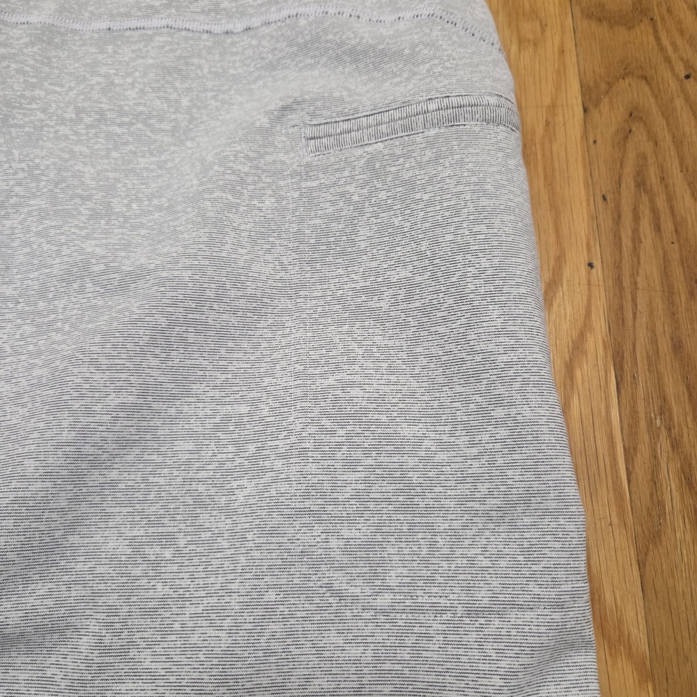 Duluth Trading Women Ultralite Performance Skort Gray Moisture Wicking Medium - Picture 3 of 7